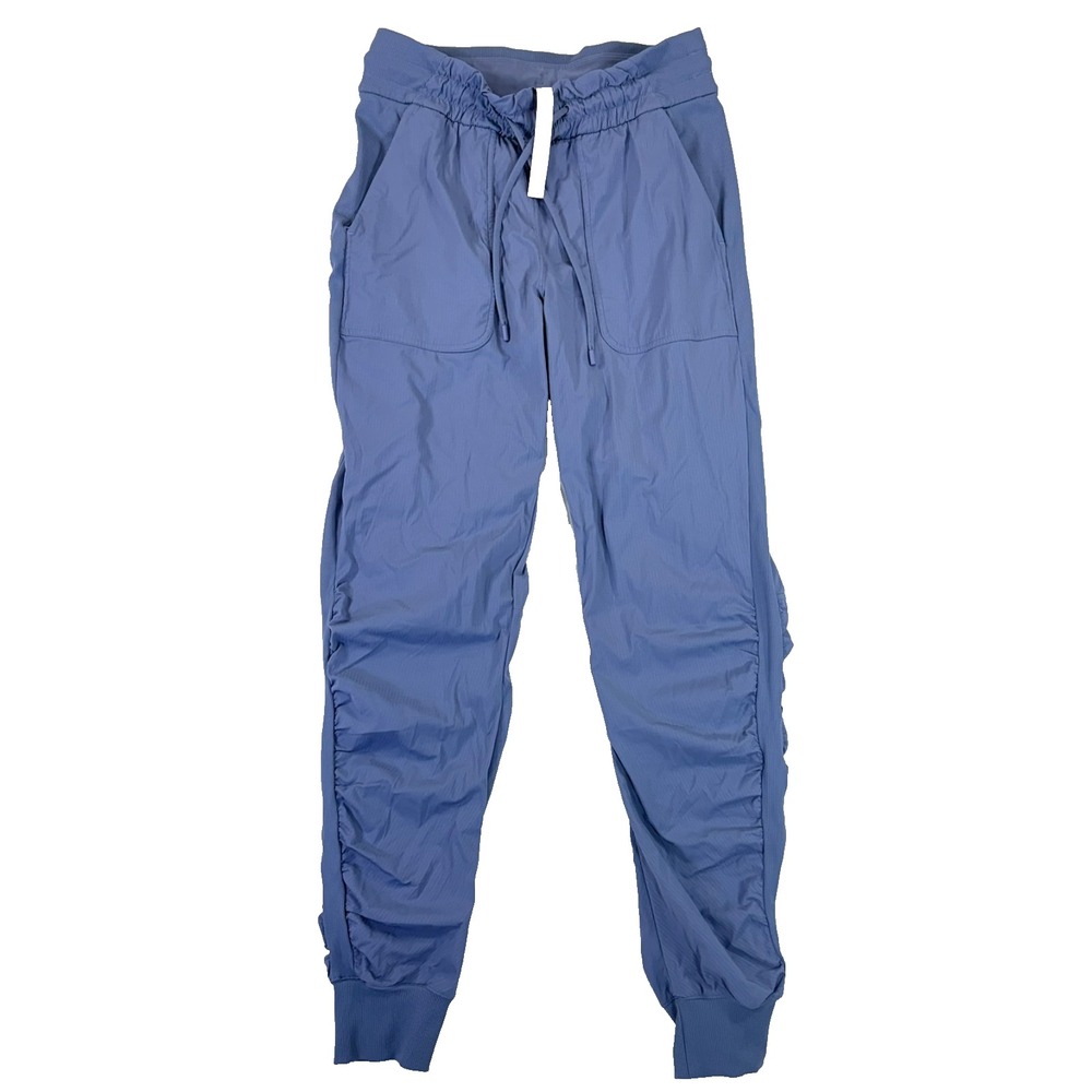 Lululemon Beyond the Studio Jogger Size 6 Water Drop Blue Swift Pants Excellent